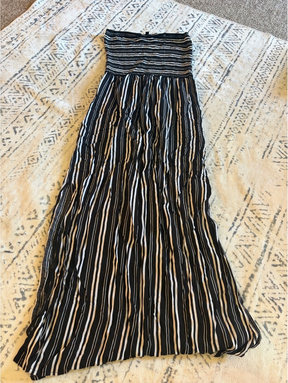 Full Circle Trends Strapless Black and White Striped Maxi Dress Large